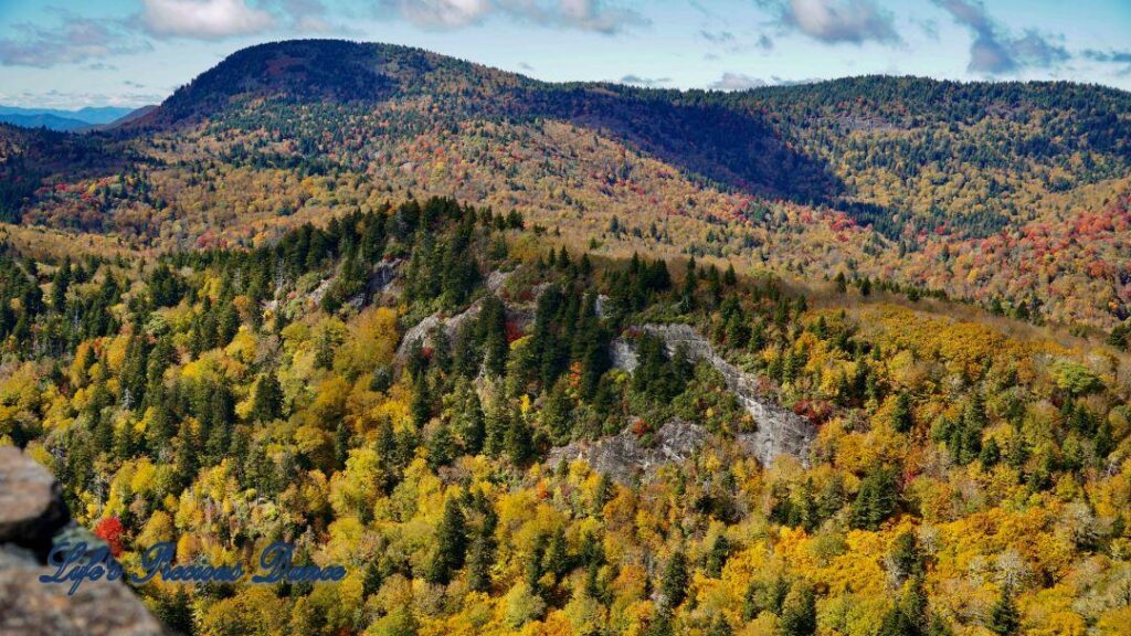 Landscape view of the colorful Blueridge mountains from Devil&#039;s Courthouse.