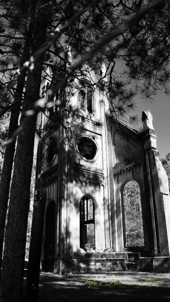 Black and white looking upward at the chapel of the Prince Frederick Church Ruins.