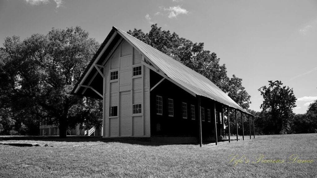 Black and white of the horse stables at Redcliffe Plantation.